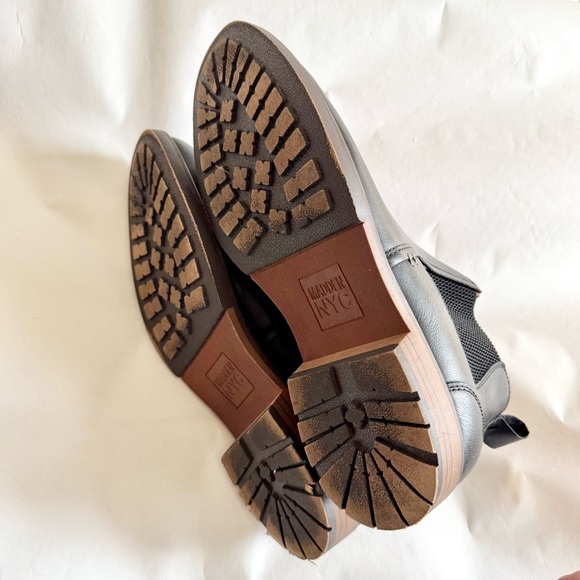 Madden NYC Black Chelsea Ankle Boots Faux Leather Lug Sole Side Zip Men's sz 9.5 - Picture 7 of 7